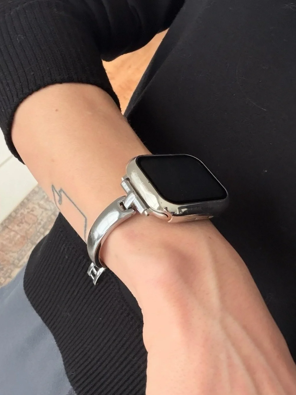 Silver Apple Watch band 42mm 44mm 45mm 46mm